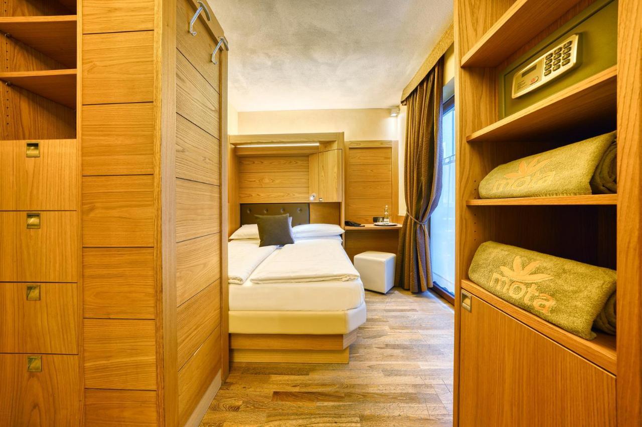 Mota Hotel Livigno Esterno foto