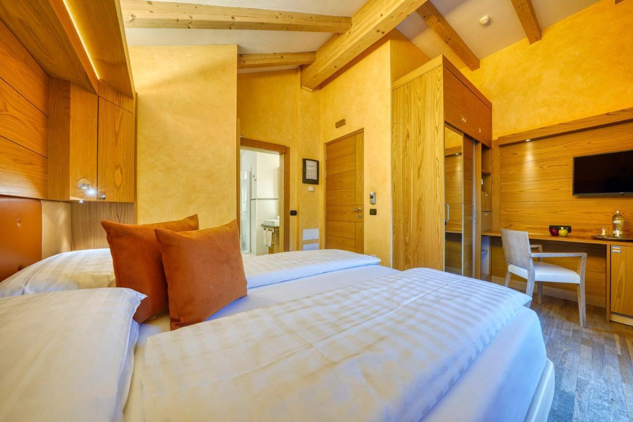 Mota Hotel Livigno Esterno foto