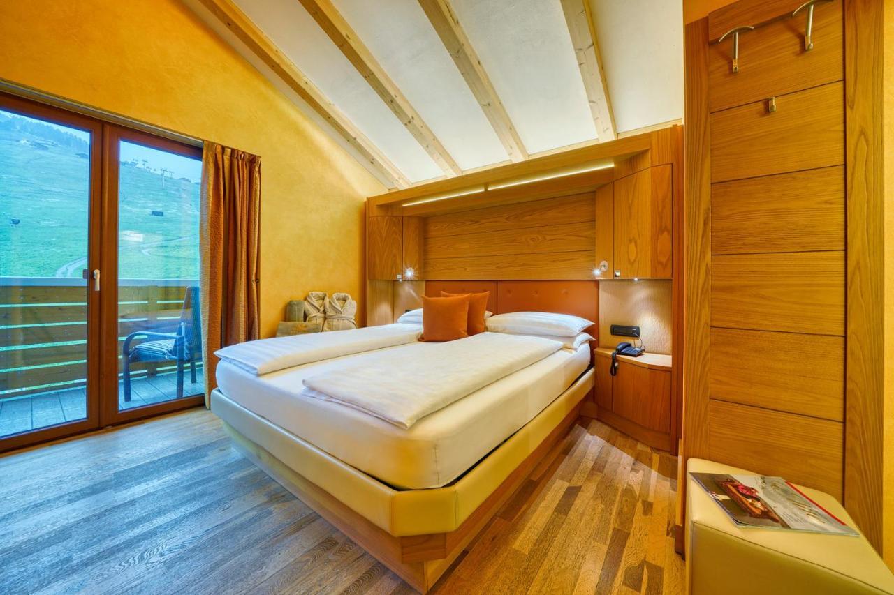 Mota Hotel Livigno Esterno foto