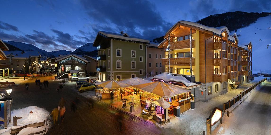 Mota Hotel Livigno Esterno foto