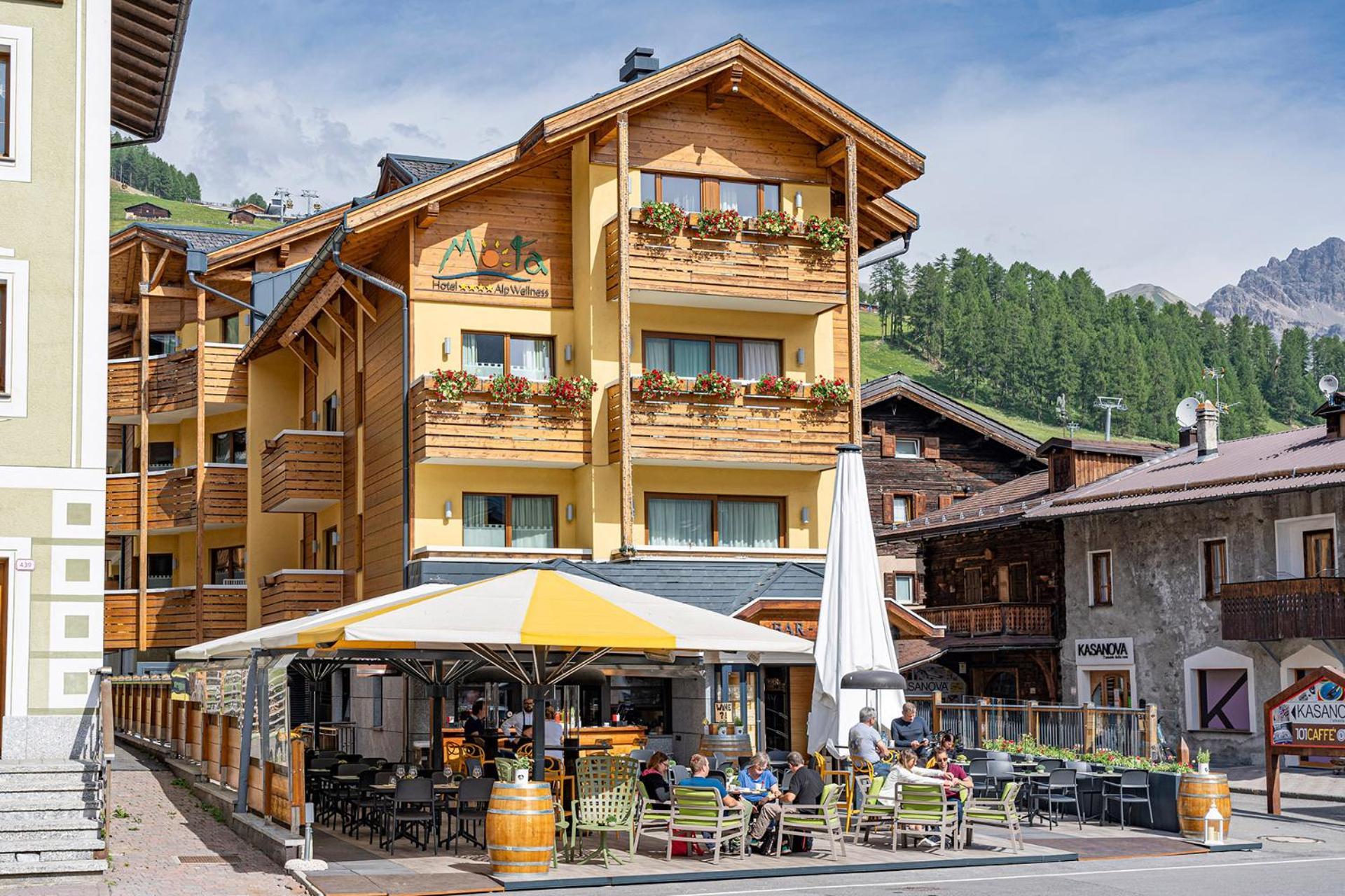 Mota Hotel Livigno Esterno foto