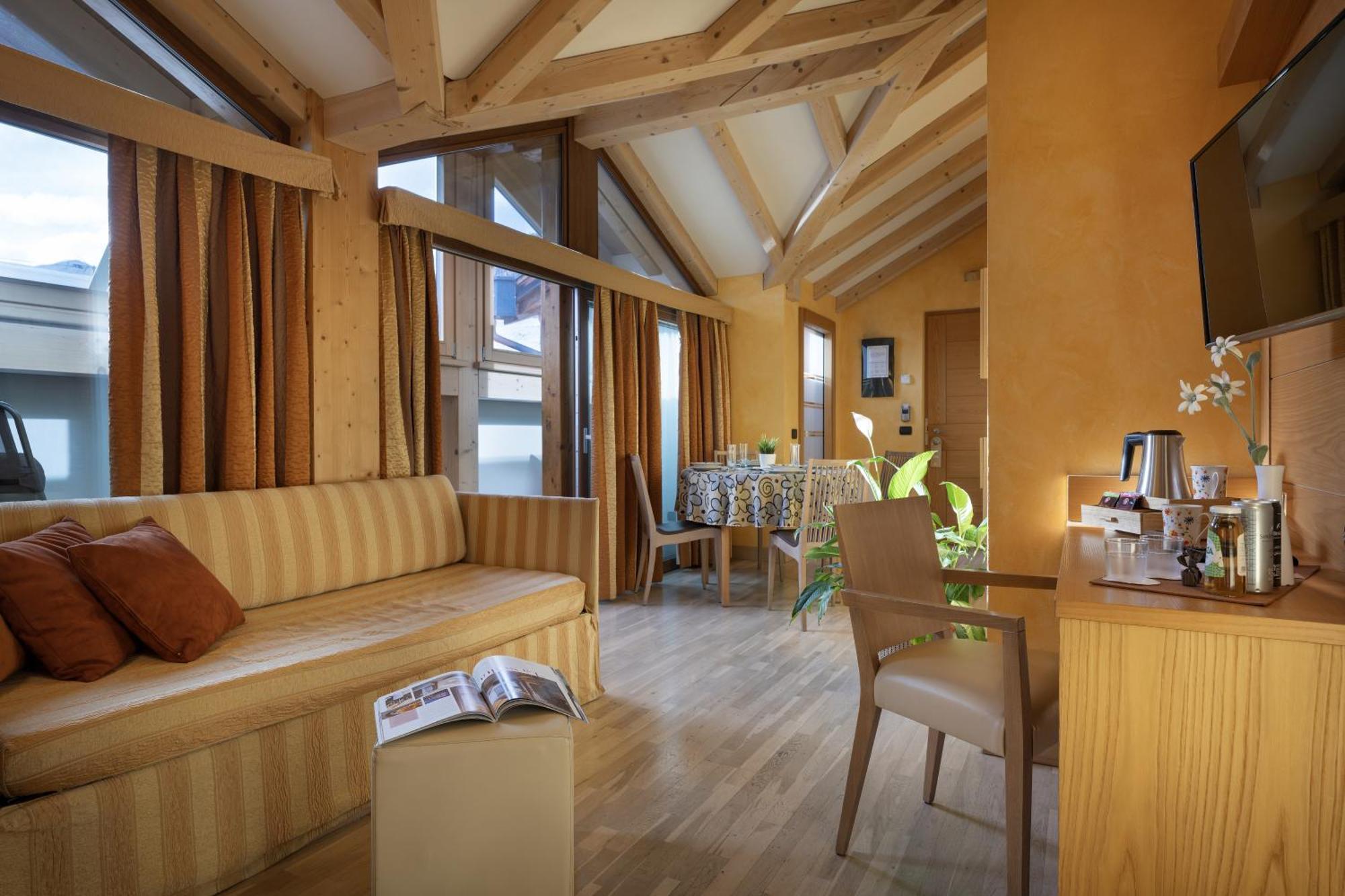 Mota Hotel Livigno Esterno foto