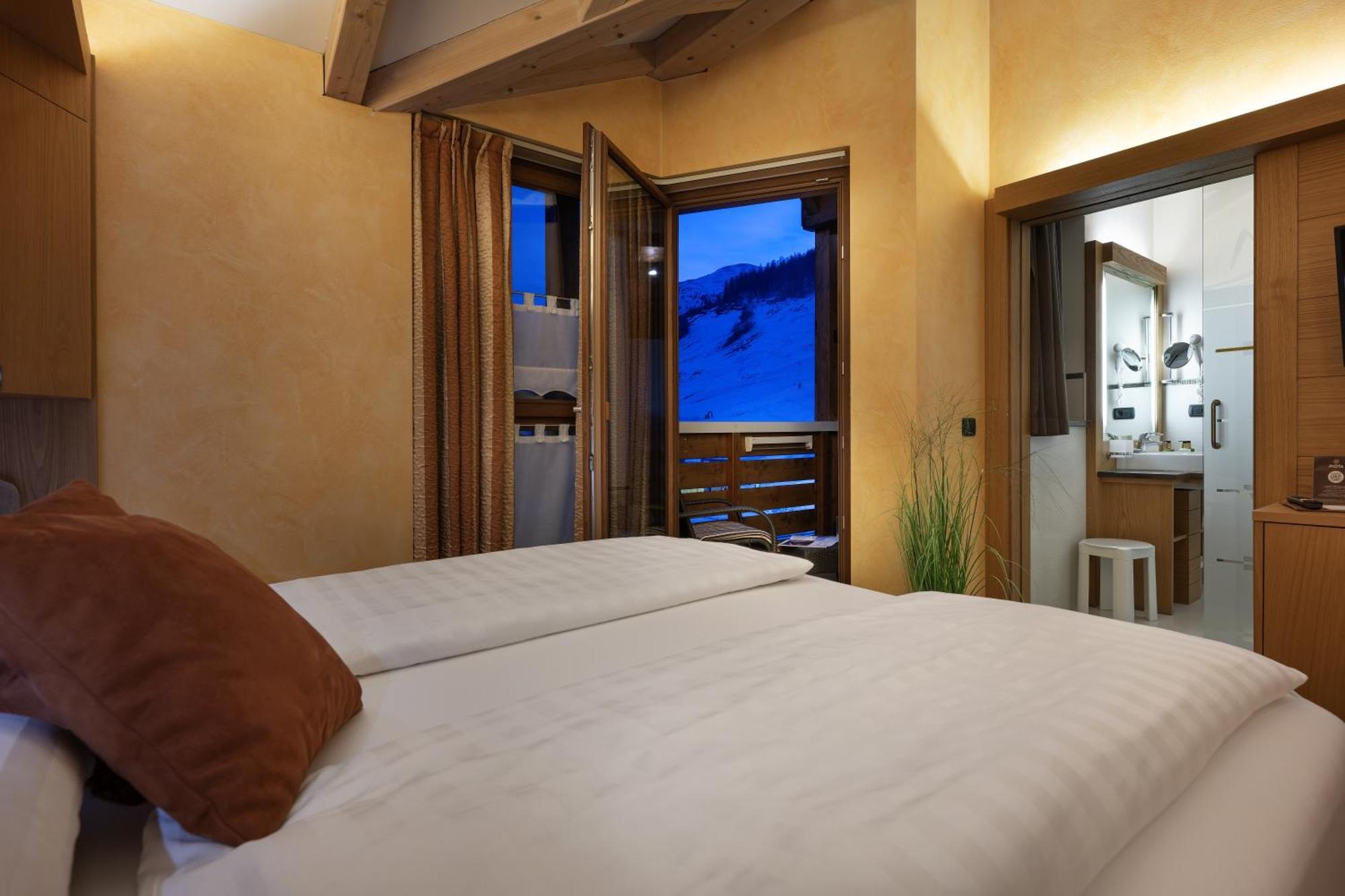 Mota Hotel Livigno Esterno foto