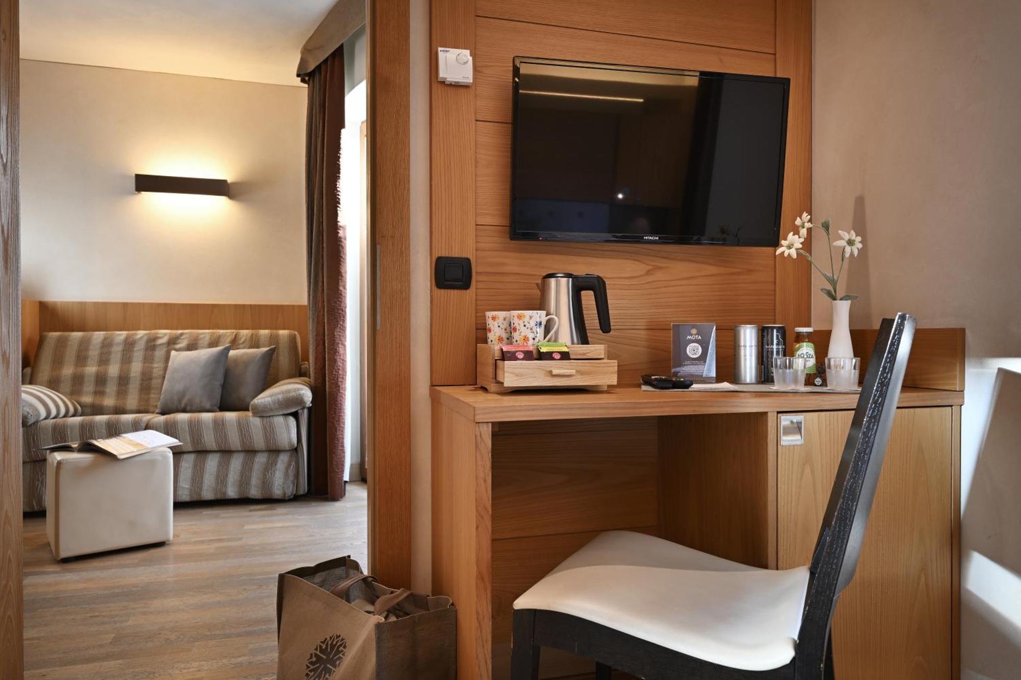 Mota Hotel Livigno Esterno foto